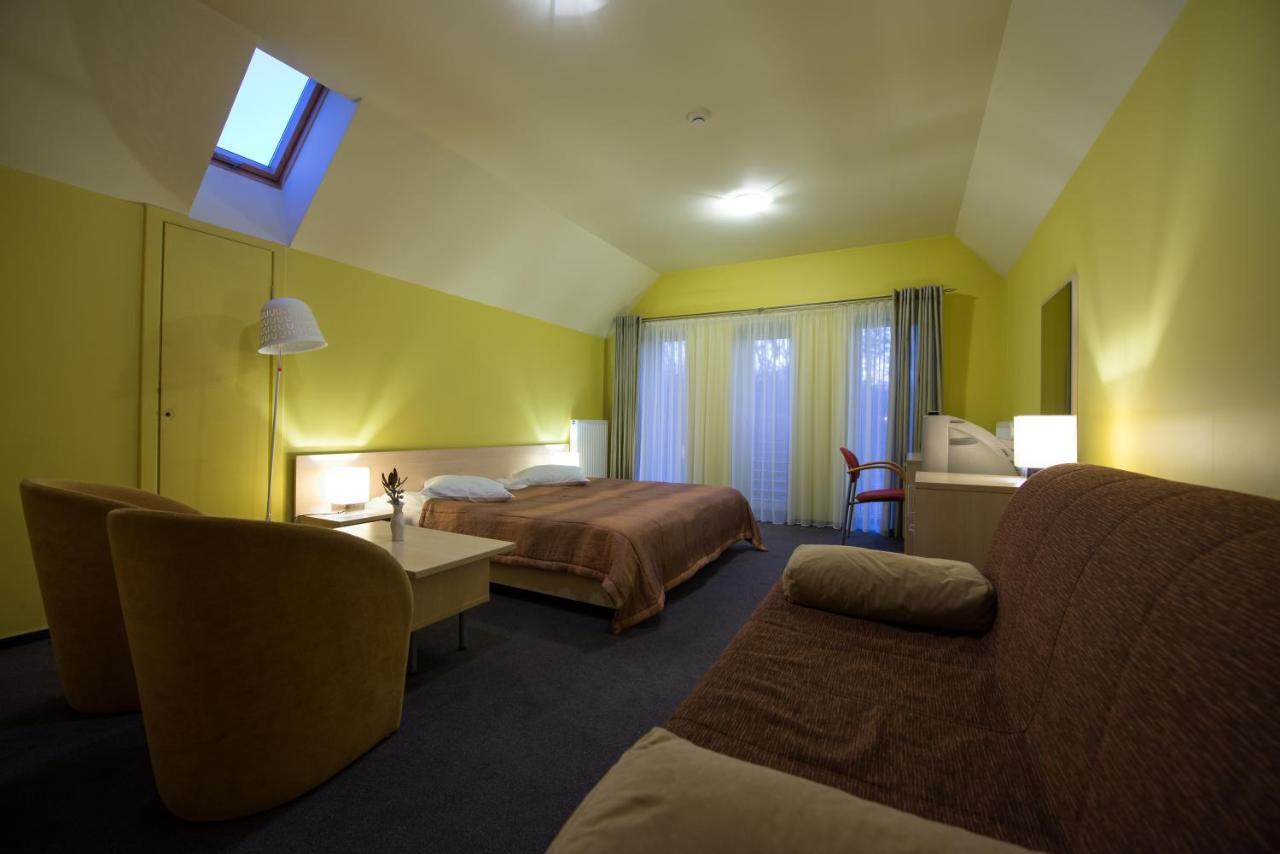 Hotel Audenis Μπίρστονας Εξωτερικό φωτογραφία